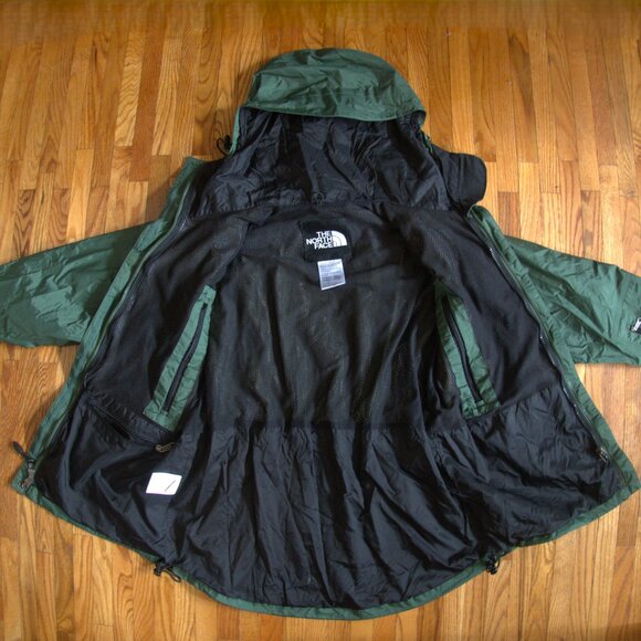 Vintage North Face Waterproof Goretex Mountain Rain Jacket (Women's Small) - Picture 3 of 12